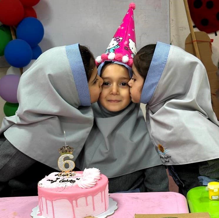 دبستان غیر دولتی دخترانه مهرآیین